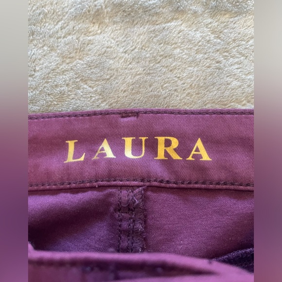 LAURA purple embellished hems jeans with lace and rhinestones - Picture 5 of 9